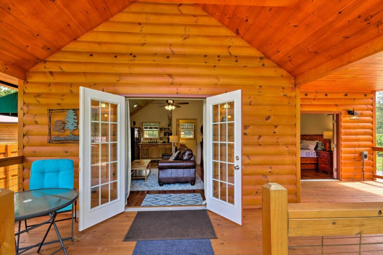 Cozy Riverfront Cabin With Private Deck And Hot Tub! บรายซันซิตี ภายนอก รูปภาพ